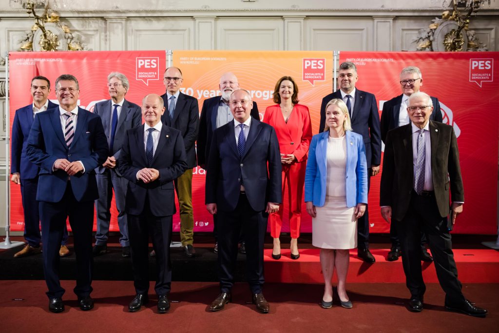 Леви премиери и политици от ЕС заедно с председателя на ПЕС Сергей Станишев
