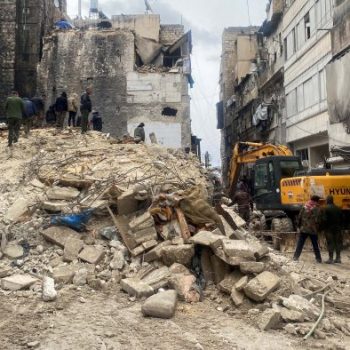 Разрушения в сирийския град Алепо след силното земетресение, ударило Турция и Сирия на 6 февруари.