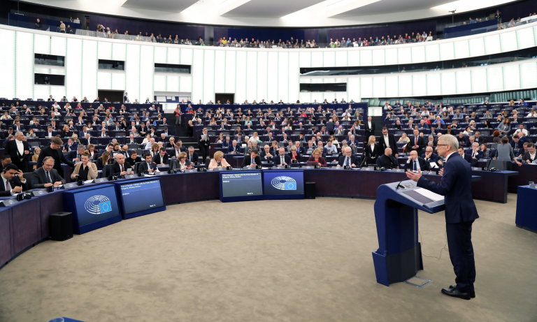 Премиерът Николай Денков на трибуната в Европейския парламент в Страсбург. Снимка: gov.bg