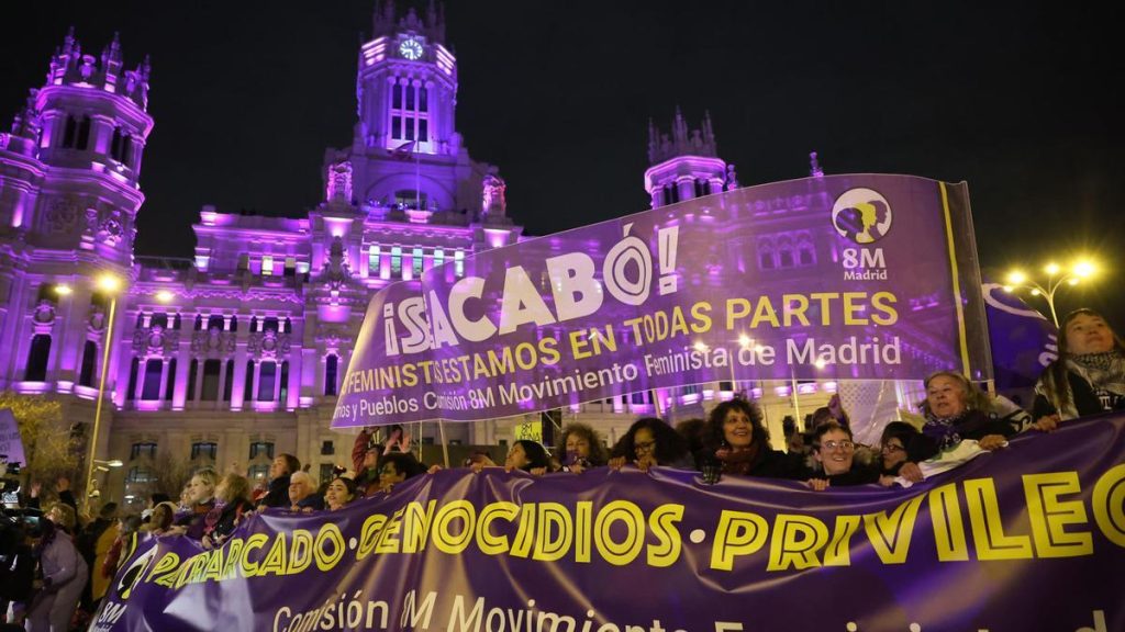 Момент от осмомартенското шествие в Мадрид. Снимка: eldiario.es