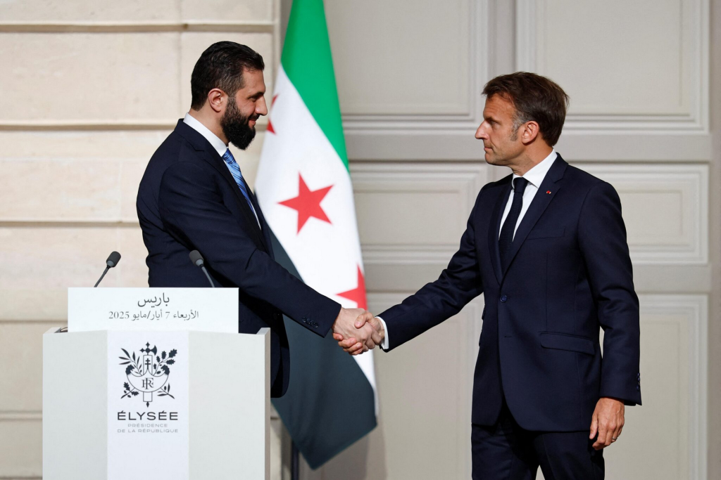 Screenshot 2025-05-31 at 15-03-56 emmanuel-macron-syrian-interim-president-ahmed-al-sharaa-elysee-palace-paris-france-press-conference-scaled.jpeg (JPEG Image 2048 × 1365 pixels) — Scaled (91%)