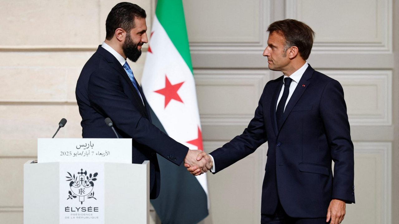 Screenshot 2025-05-31 at 15-03-56 emmanuel-macron-syrian-interim-president-ahmed-al-sharaa-elysee-palace-paris-france-press-conference-scaled.jpeg (JPEG Image 2048 × 1365 pixels) — Scaled (91%)
