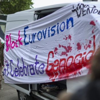 Момент от протестна проява, състояла се на 11 май в центъра на Виена срещу израелското участие в Евровизия. Снимка: ANSA