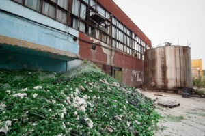 Изоставена фабрика за стъкло Елена